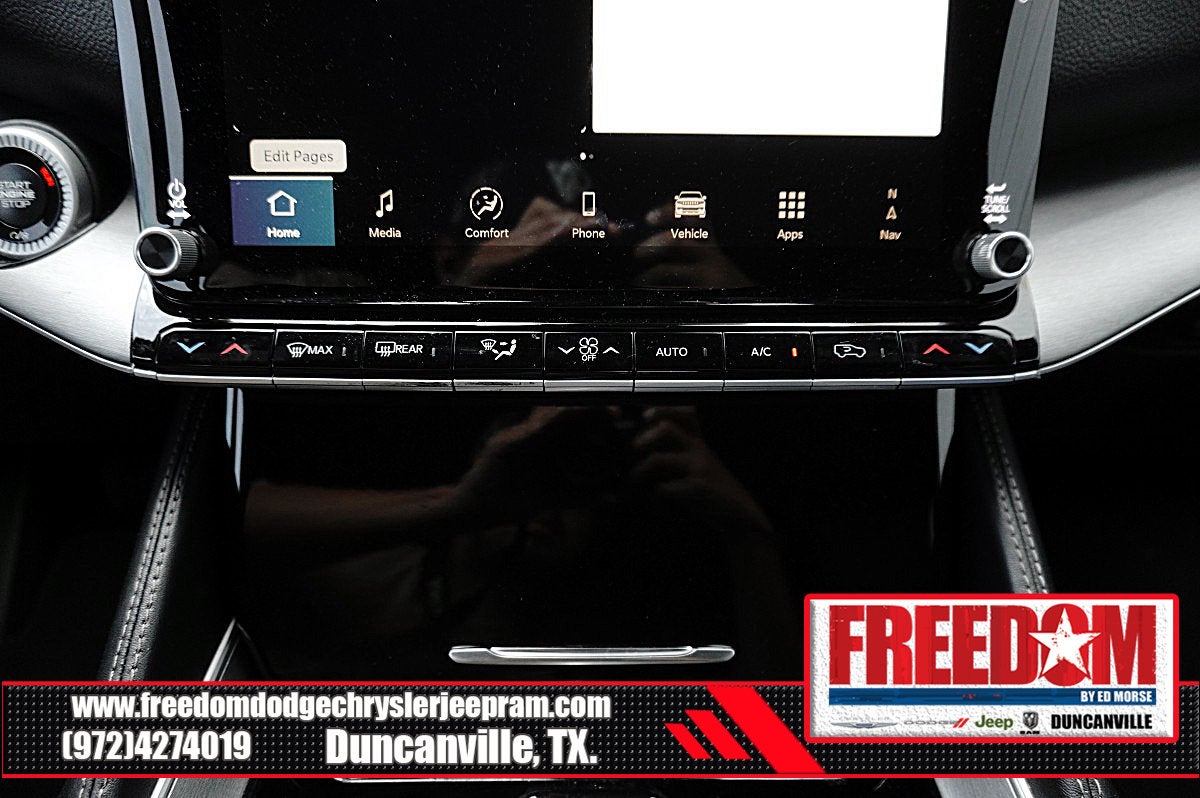 2026 Jeep Grand Wagoneer 4x2