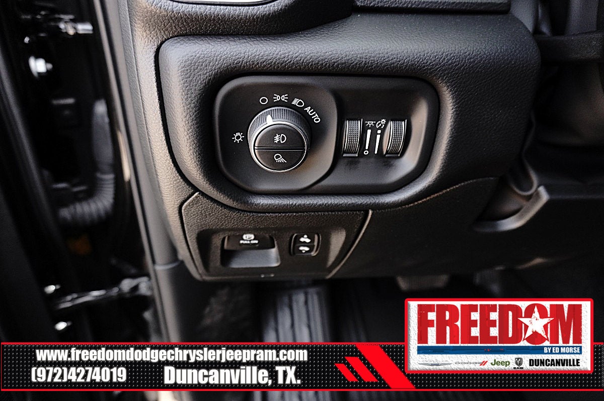 2027 RAM 1500 Big Horn/Lone Star