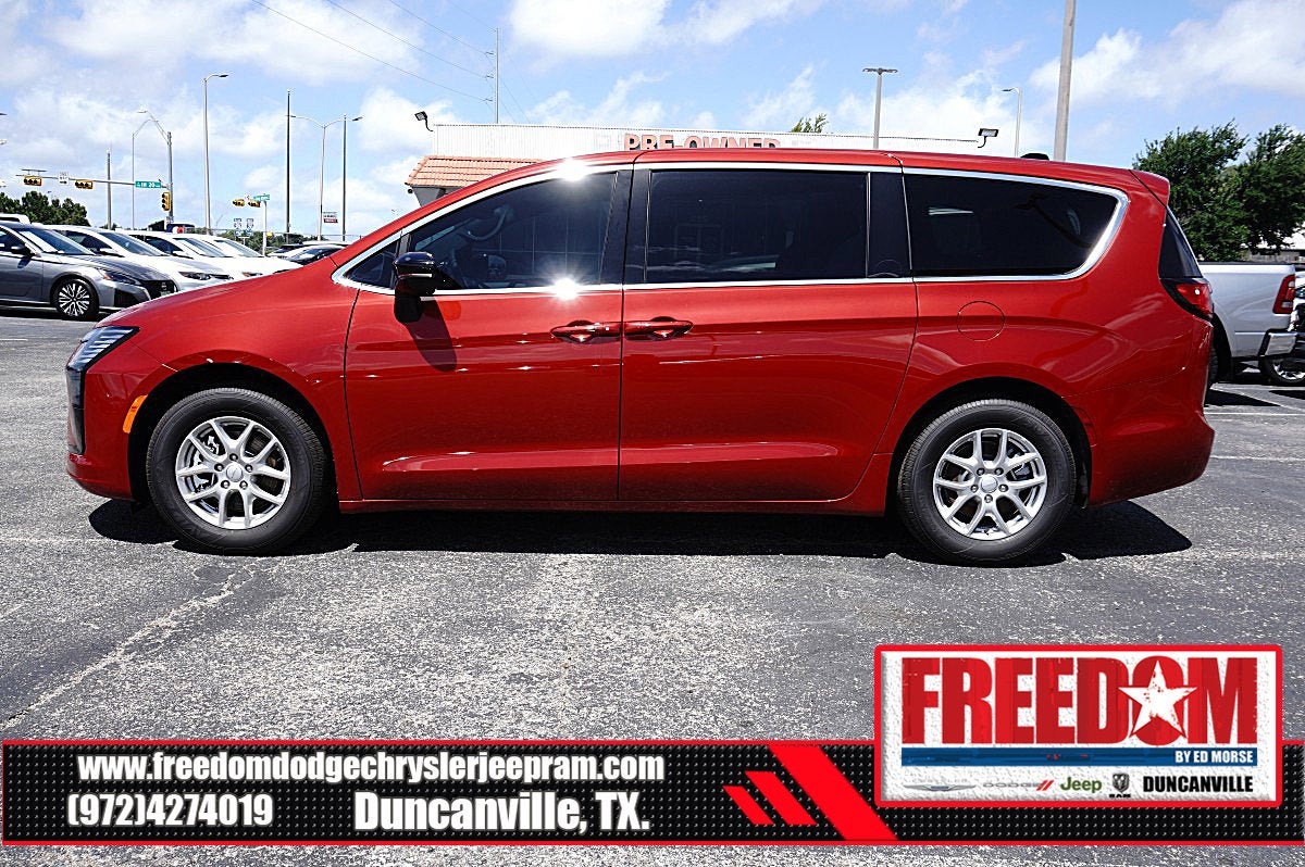 2027 Chrysler Pacifica Select