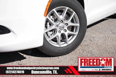 2025 Chrysler Voyager LX