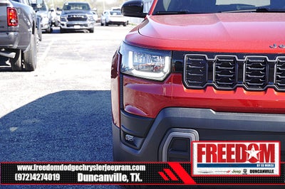 2026 Jeep Cherokee Laredo