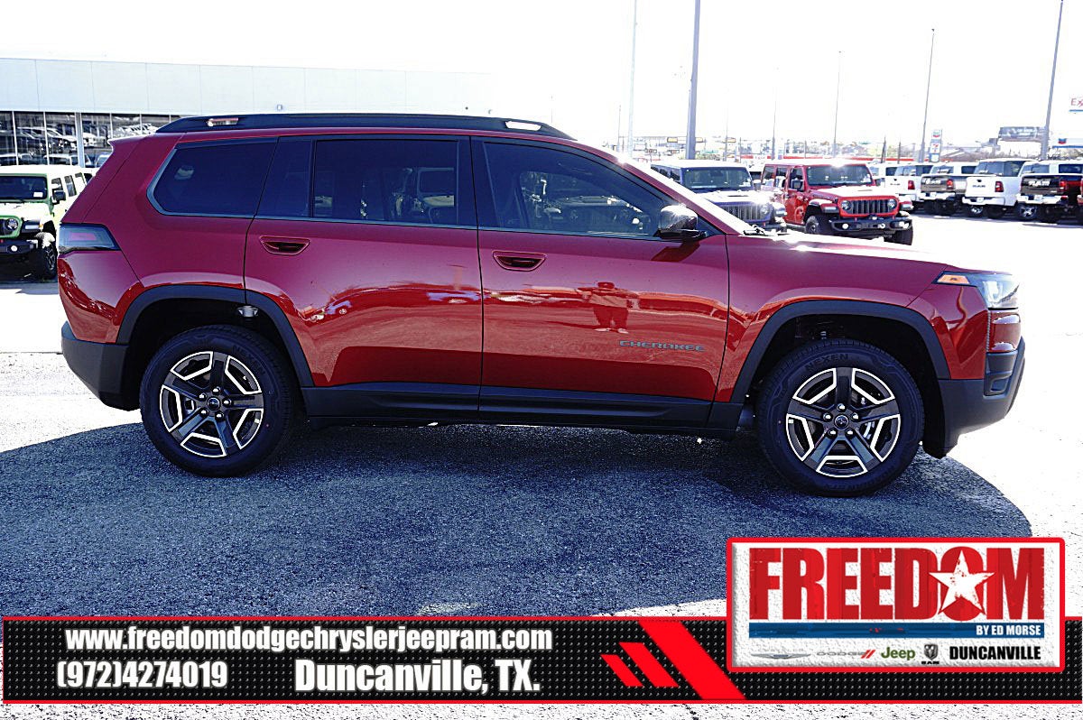 2026 Jeep Cherokee Laredo