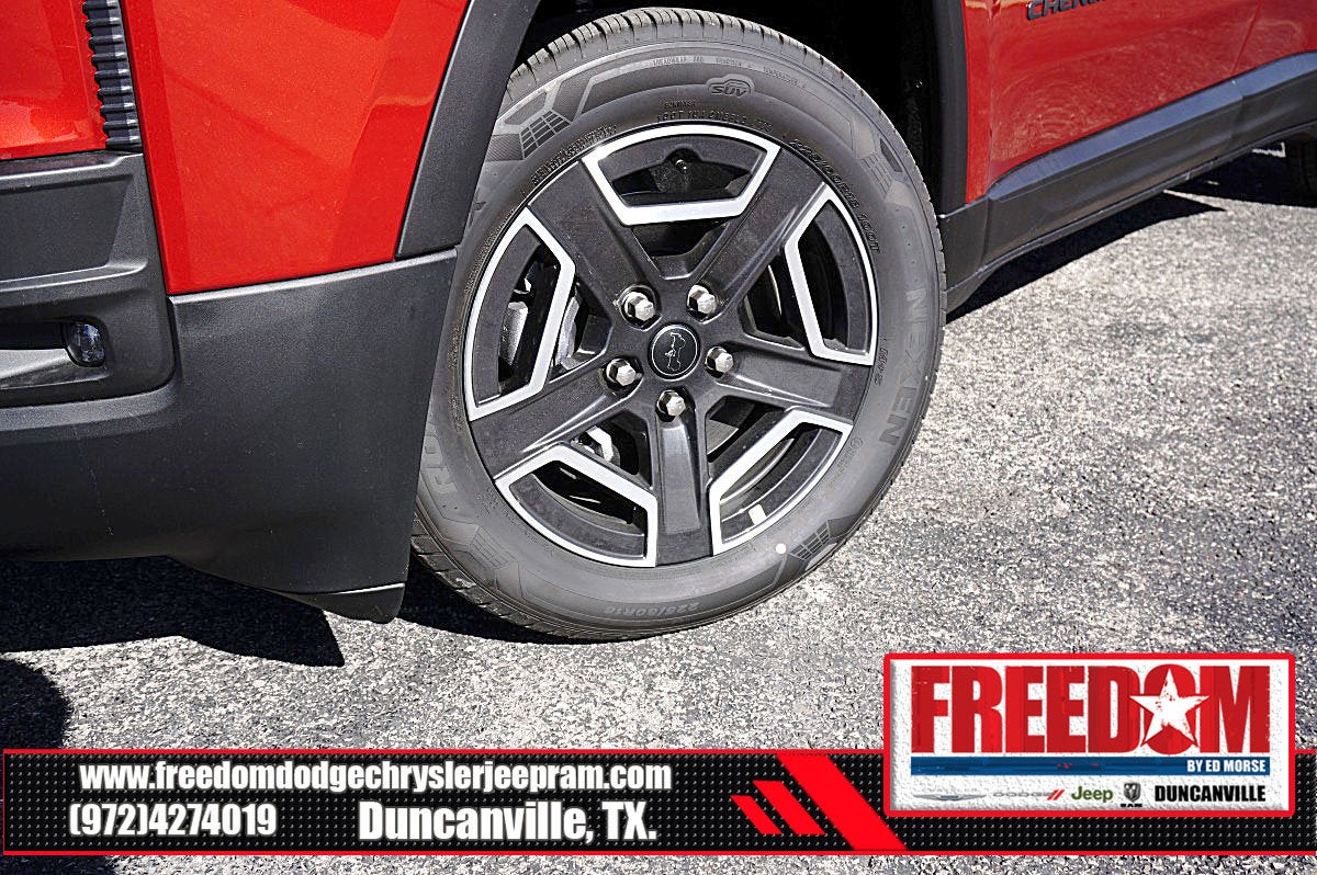 2026 Jeep Cherokee Laredo