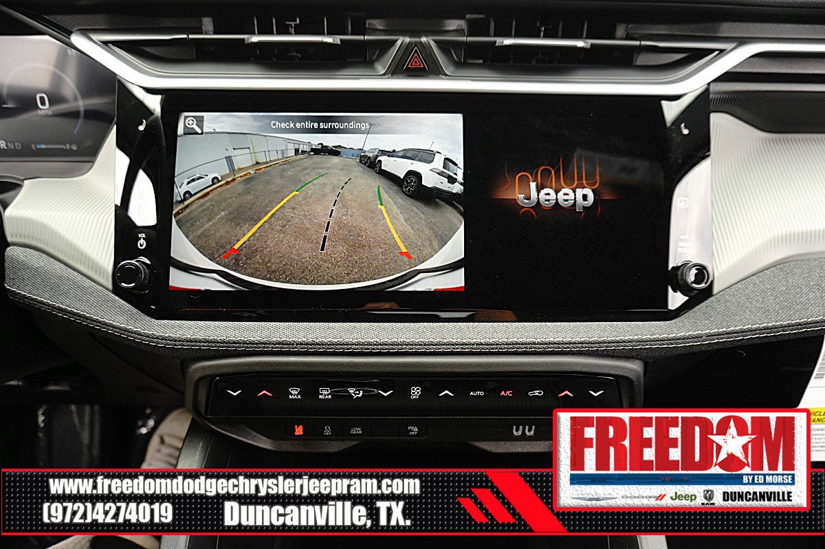 2026 Jeep Cherokee Laredo