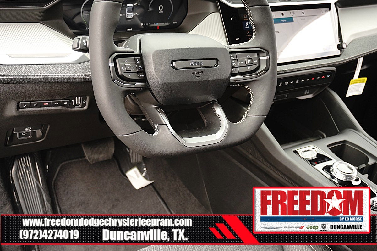 2026 Jeep Cherokee Laredo