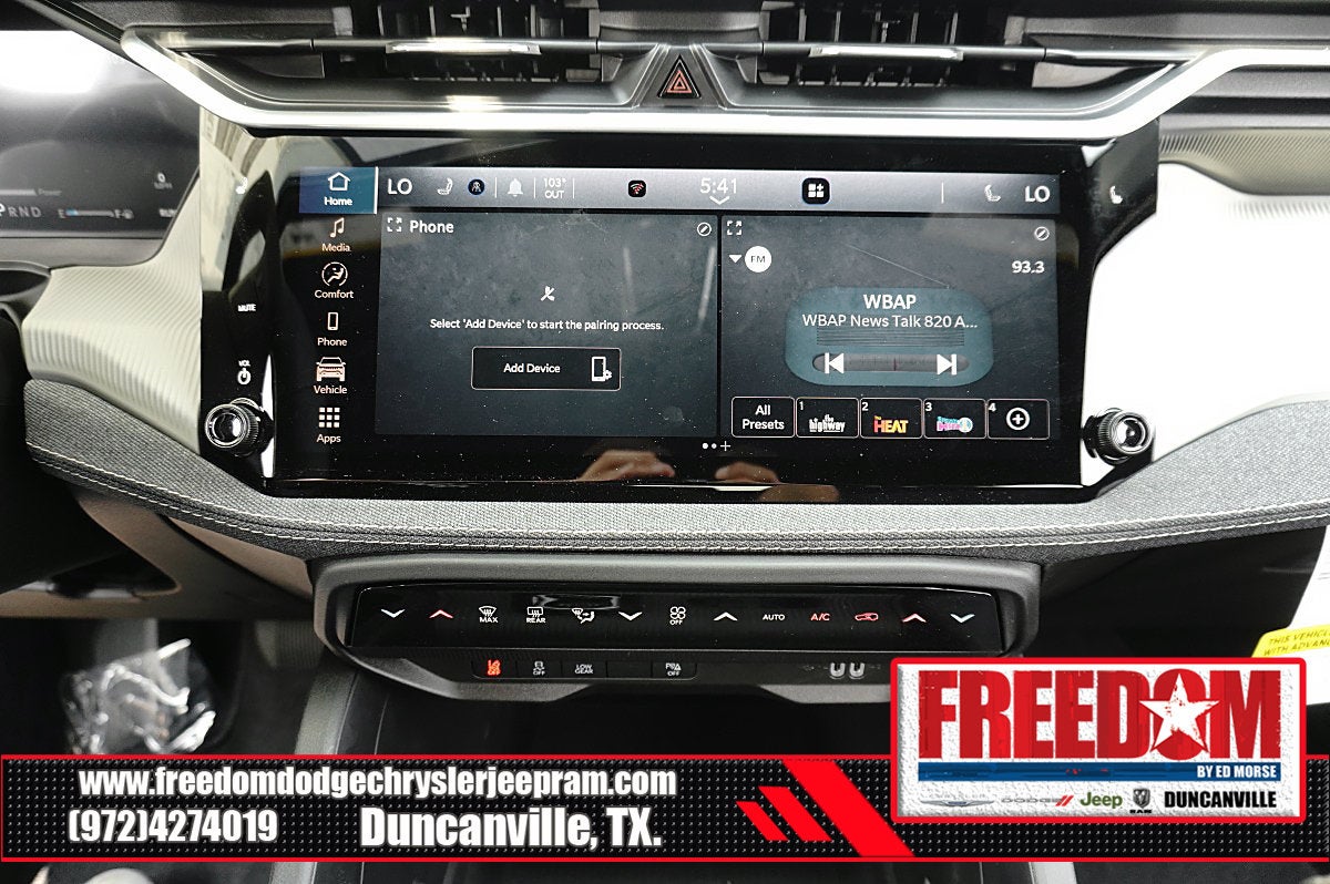 2026 Jeep Cherokee Laredo