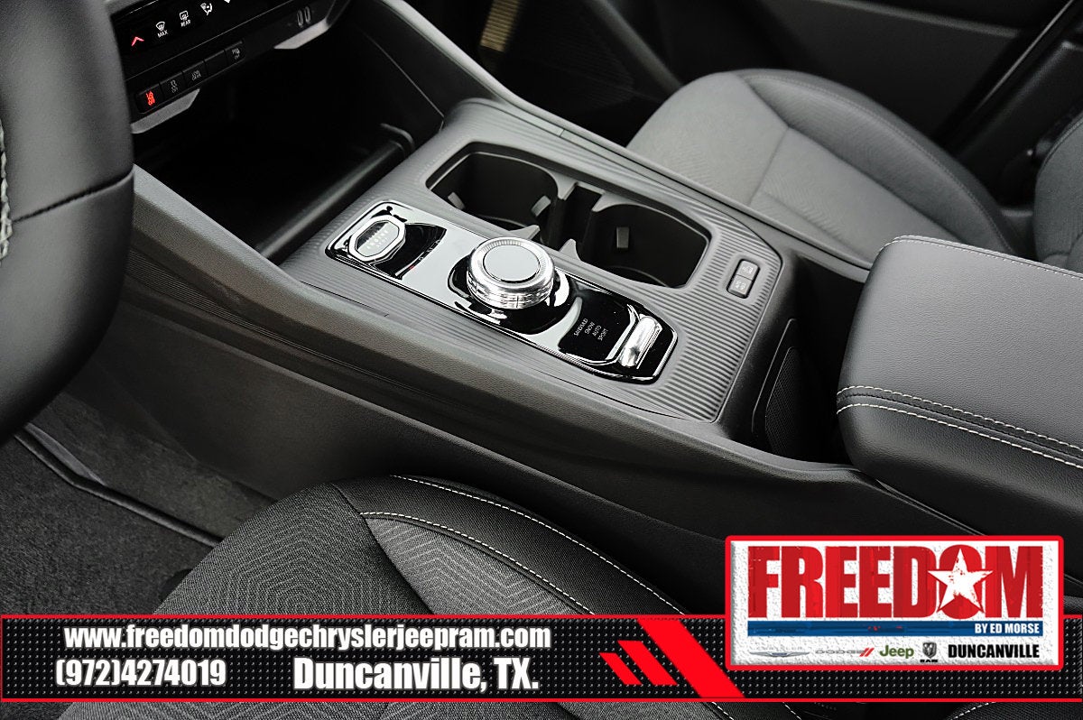 2026 Jeep Cherokee Laredo