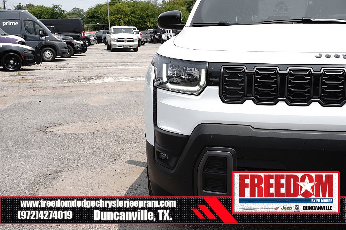 2026 Jeep Cherokee Laredo