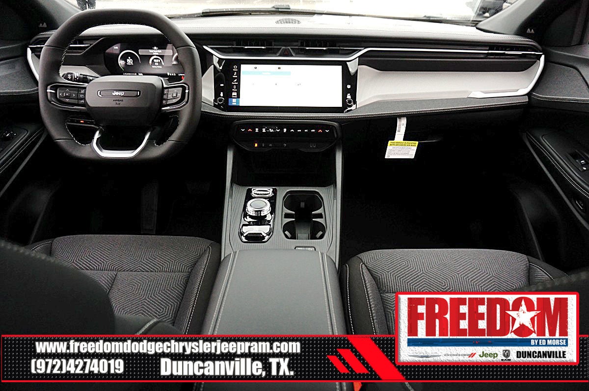 2026 Jeep Cherokee Laredo