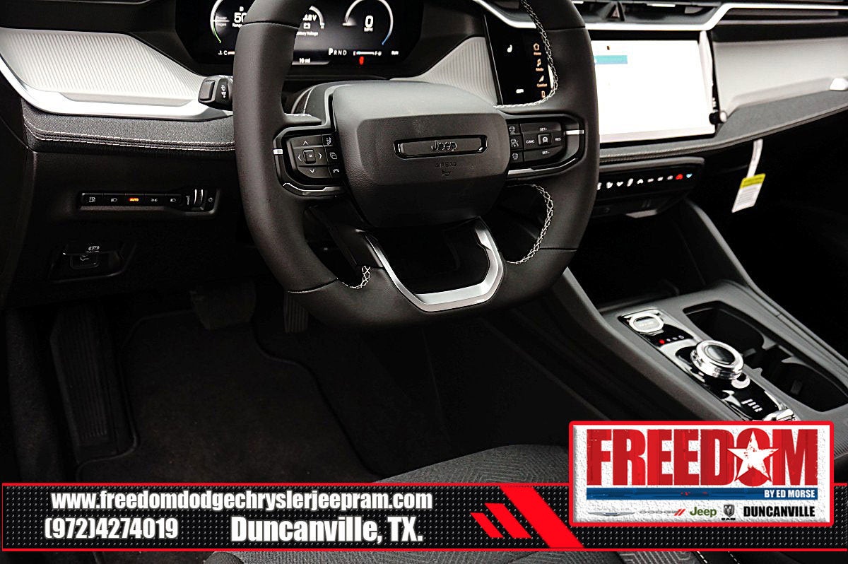 2026 Jeep Cherokee Laredo