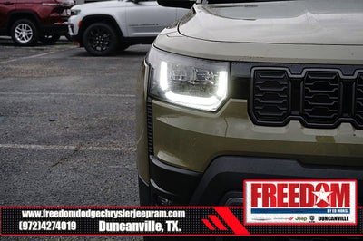 2026 Jeep Cherokee Laredo