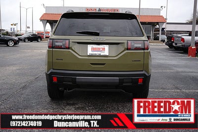 2026 Jeep Cherokee Laredo